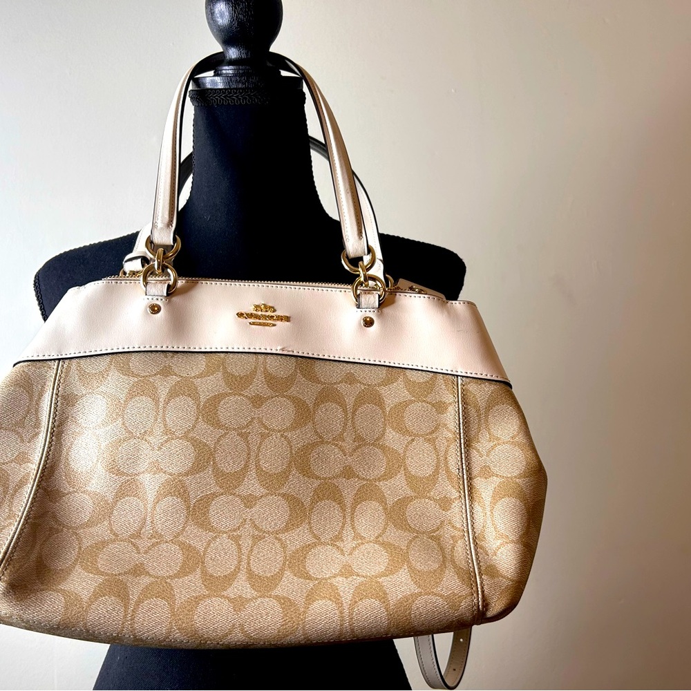 COACH Brooke Carry all F25396